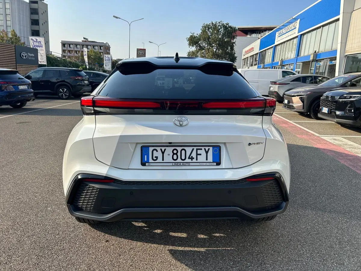 Toyota Toyota C-HR usata a Piacenza (5)