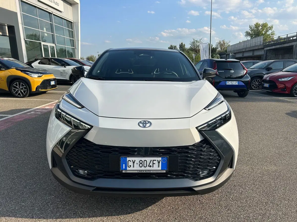 Toyota Toyota C-HR usata a Piacenza (7)