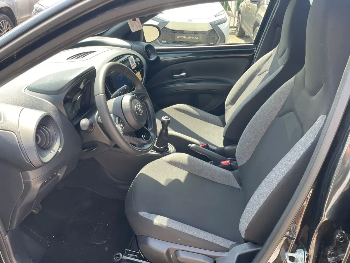 Toyota Aygo X usata a Piacenza (12)