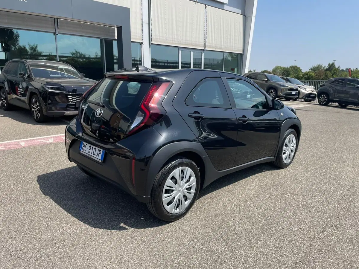 Toyota Aygo X usata a Piacenza (7)