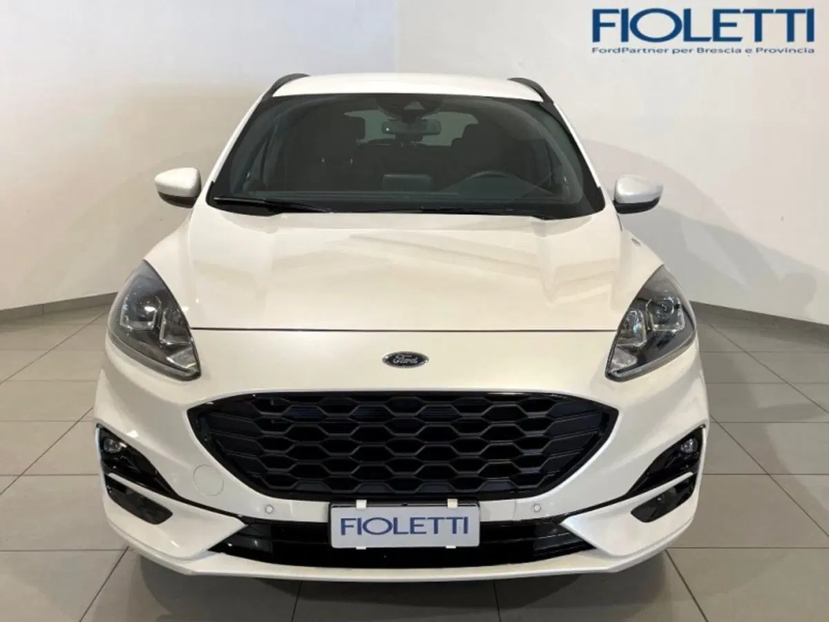 Ford Kuga nuova a Brescia (3)
