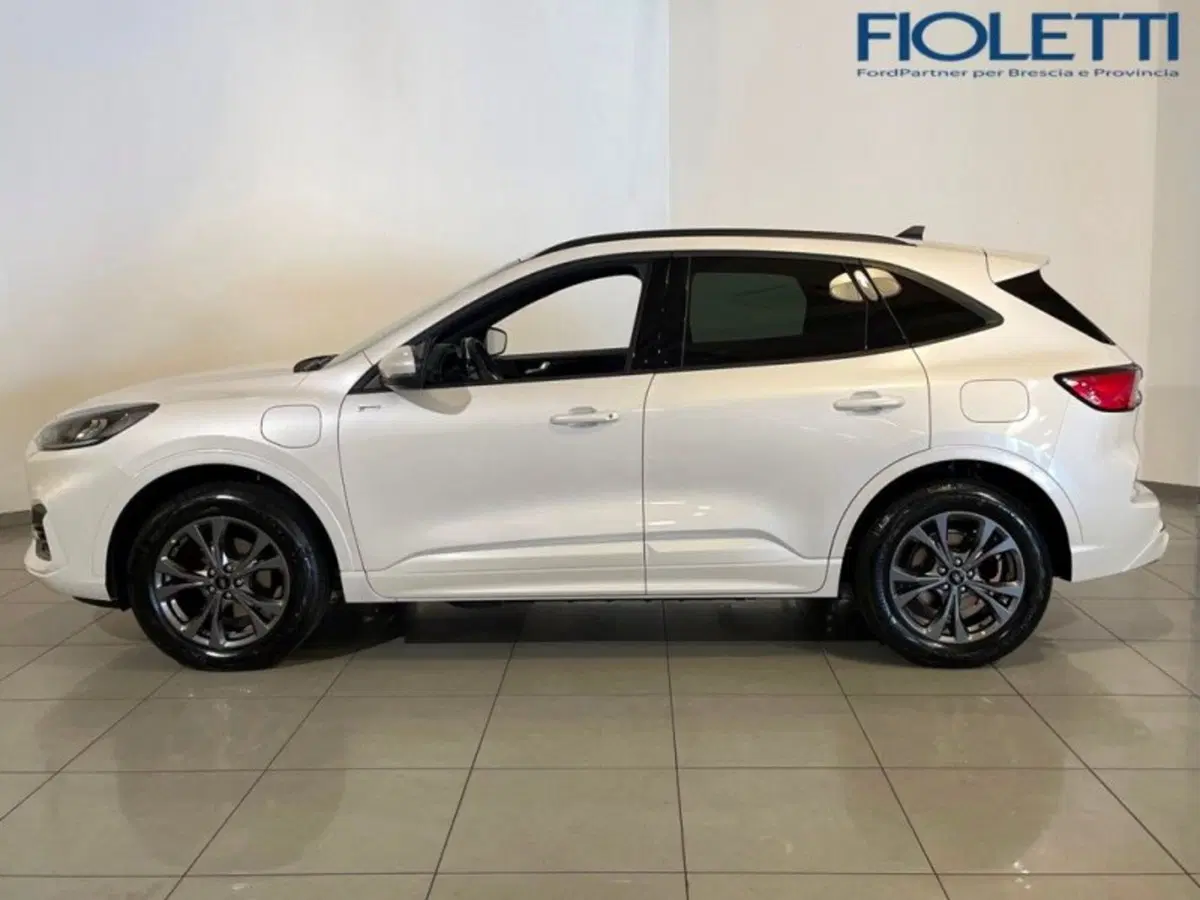 Ford Kuga nuova a Brescia (4)