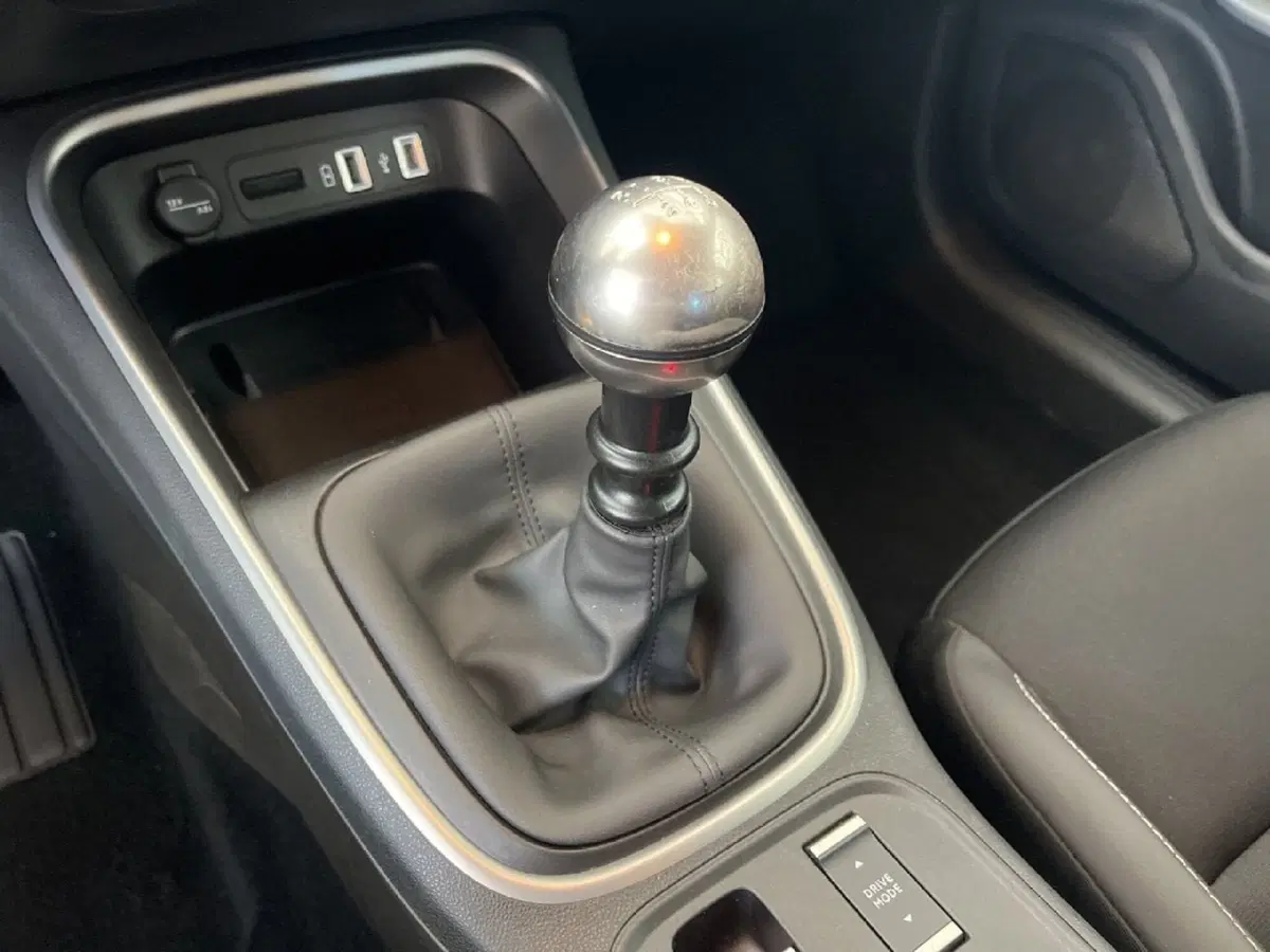Jeep Avenger usata a Torino (12)