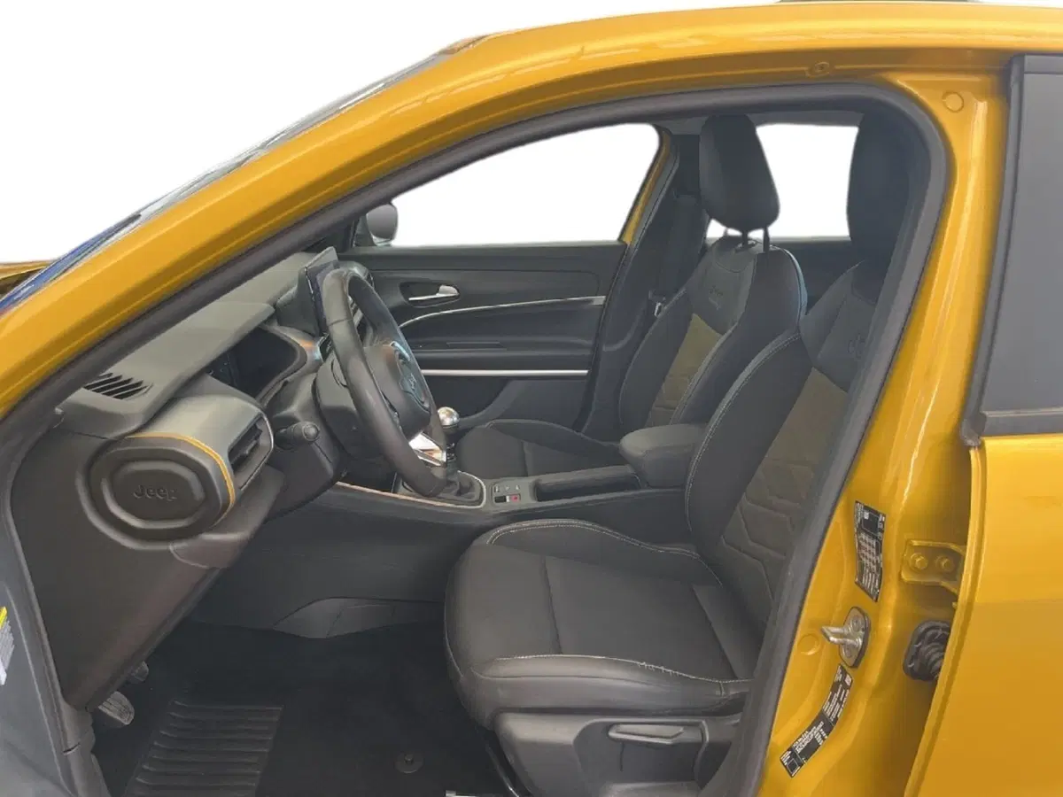 Jeep Avenger usata a Torino (9)