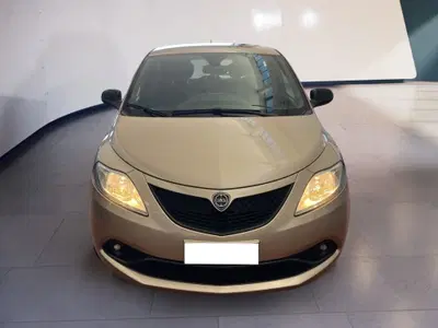 Lancia Ypsilon 1.0 FireFly 5 porte S&S Hybrid Gold Plus del 2020 usata a Torino