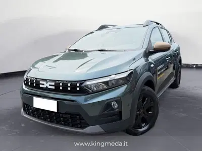 Dacia Sandero Stepway 1.2 Eco-G Extreme 120cv auto del 2026 usata a Meda
