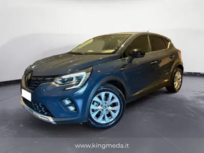 Renault Captur Plug-in Hybrid E-Tech 160 CV Intens del 2022 usata a Meda