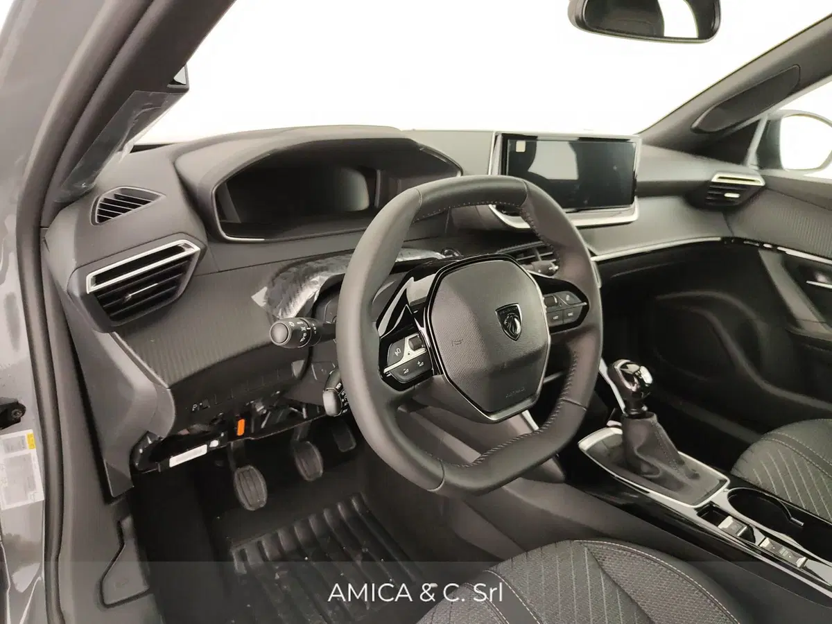 Peugeot 2008 nuova a Caserta (20)