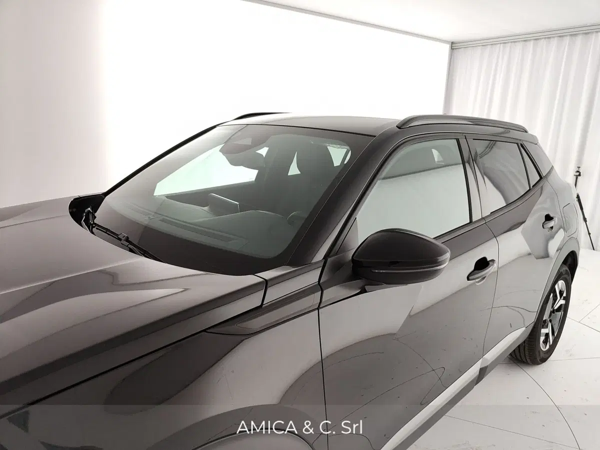 Peugeot 2008 nuova a Caserta (15)