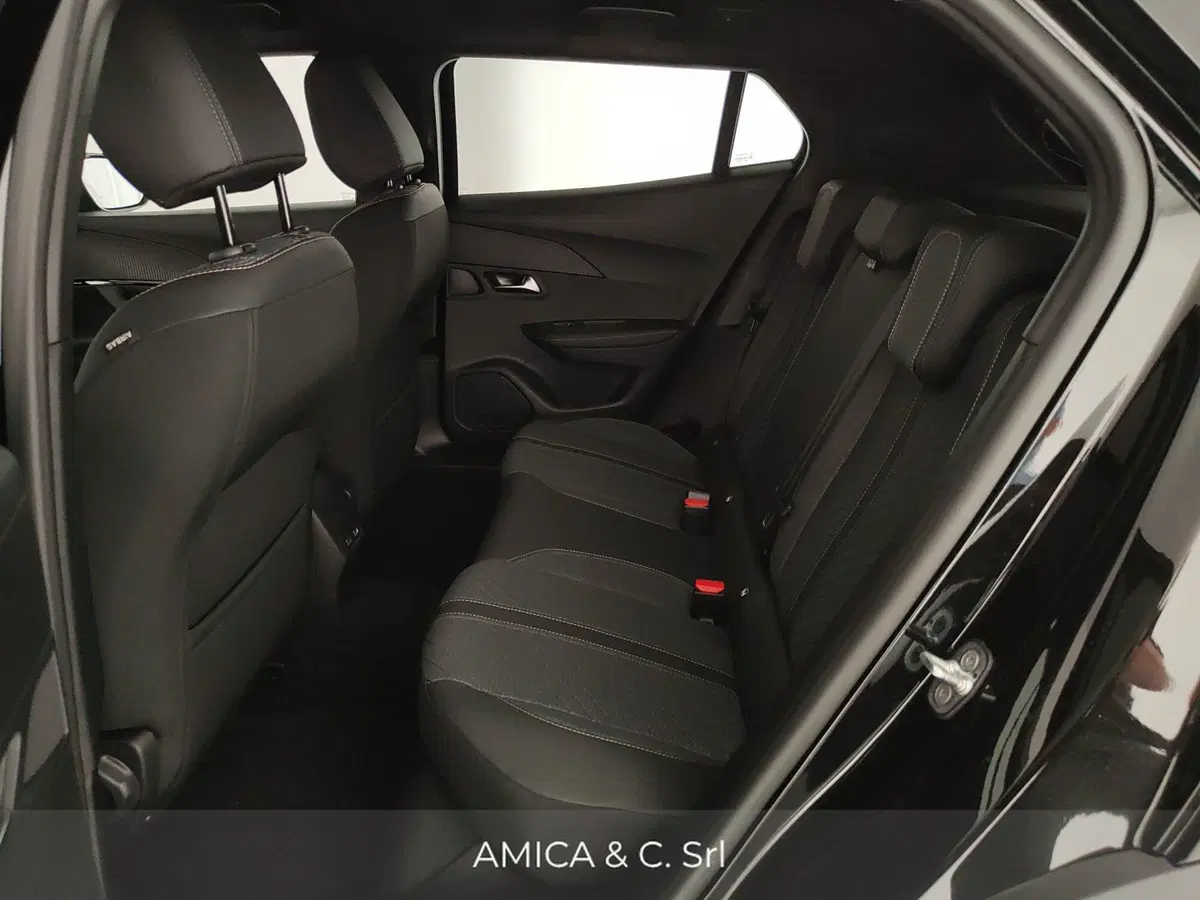 Peugeot 2008 nuova a Caserta (19)