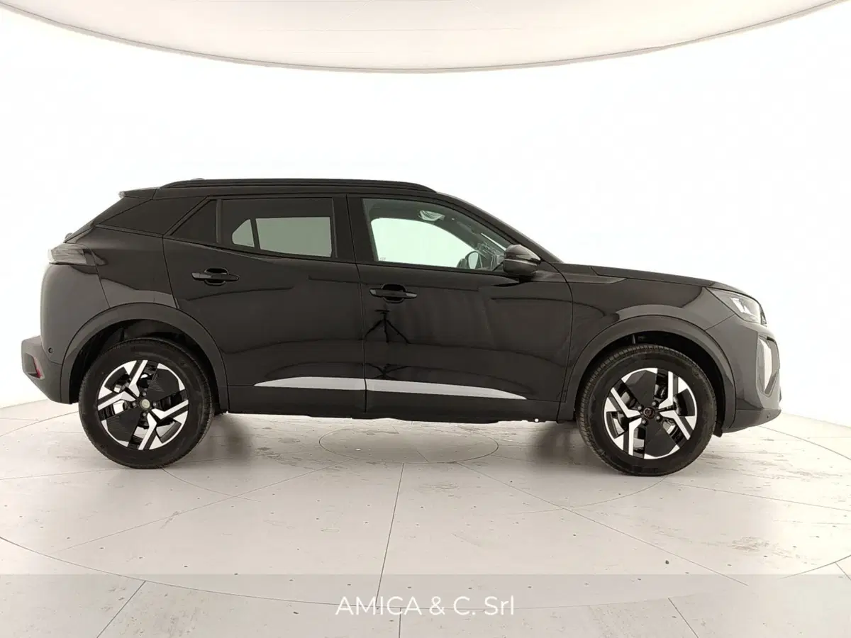 Peugeot 2008 nuova a Caserta (8)