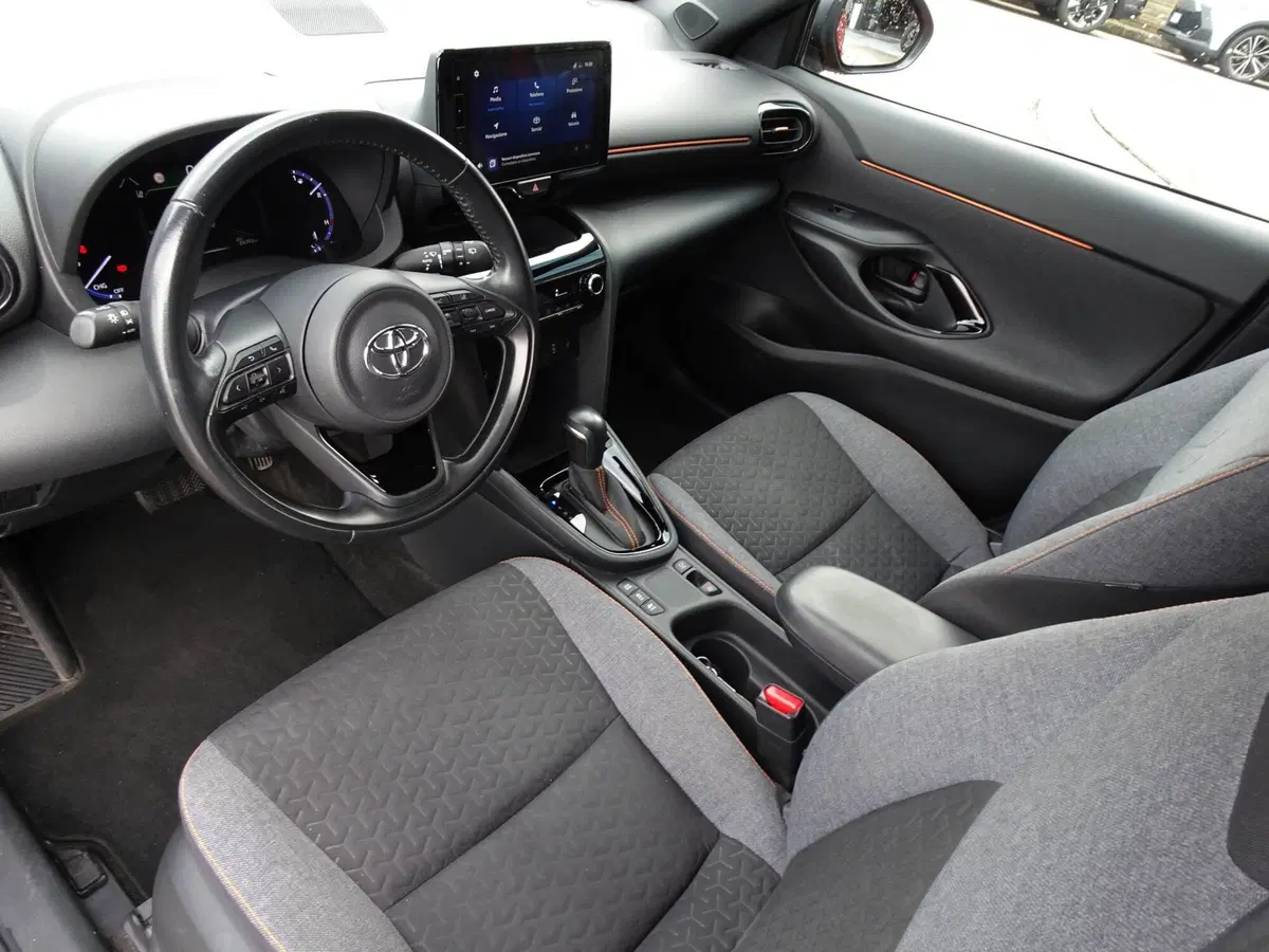 Toyota Yaris Cross usata a Treviso (8)