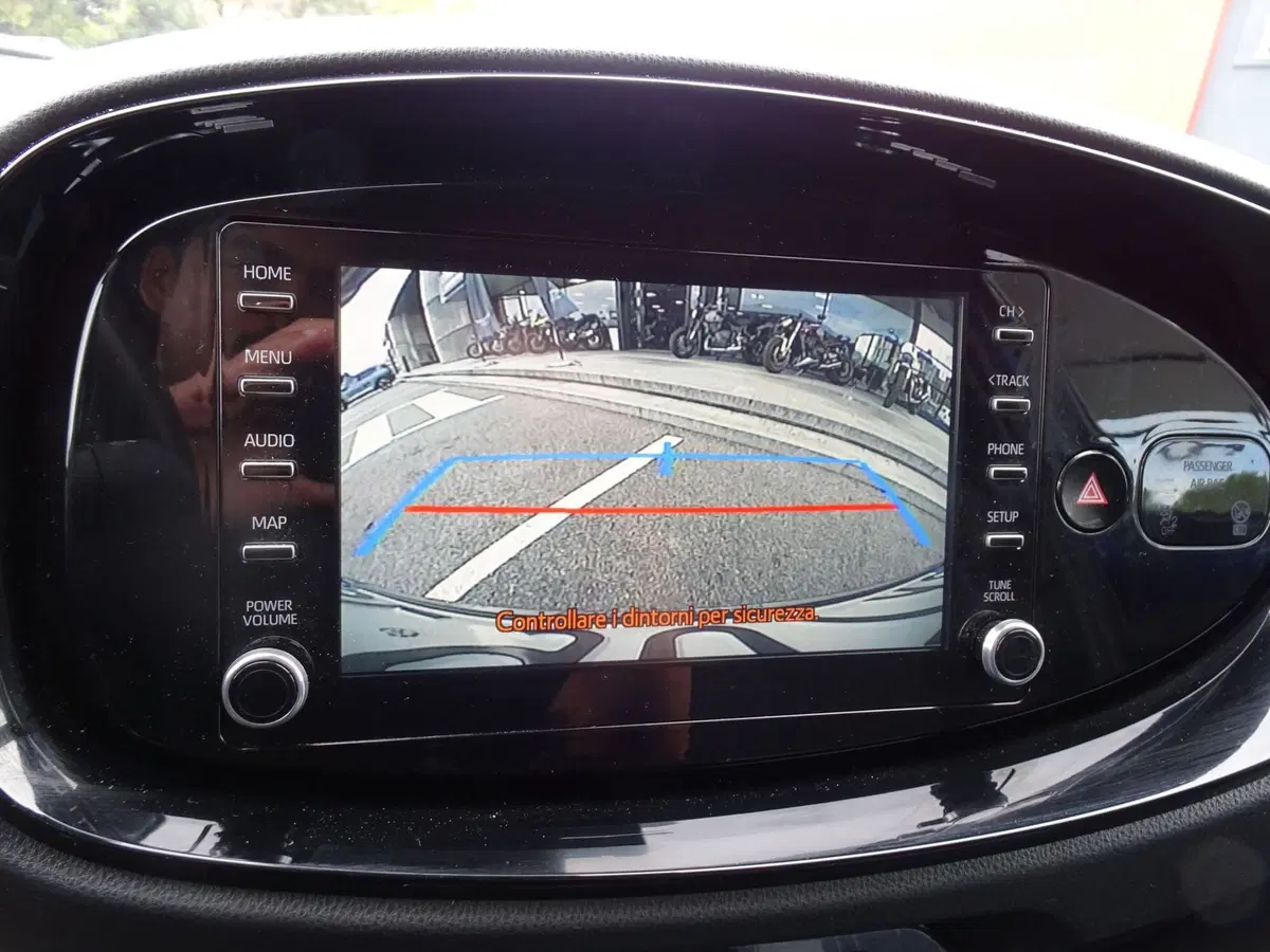 Toyota Aygo X usata a Treviso (13)