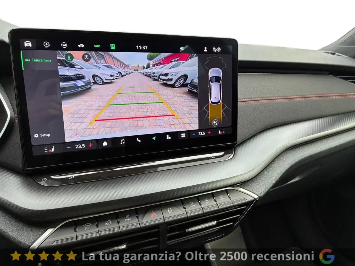 Skoda Octavia Station Wagon nuova a Prato (17)