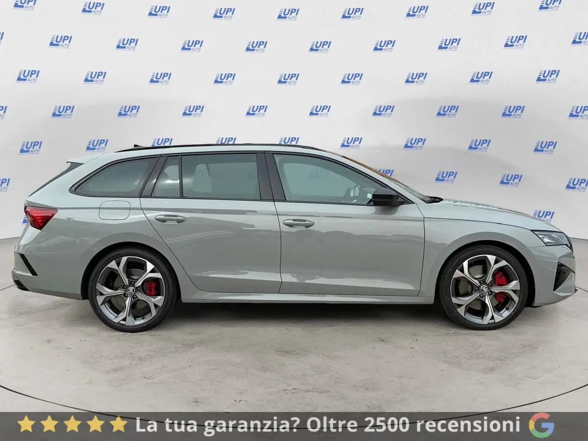 Skoda Octavia Station Wagon nuova a Prato (3)