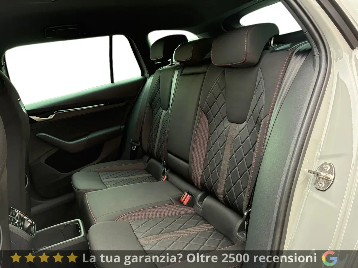 Skoda Octavia Station Wagon nuova a Prato (9)