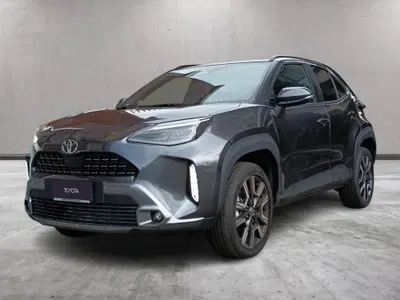 Toyota Yaris Cross Lounge fwd 130cv e-cvt del 2026 usata a Sesto San Giovanni