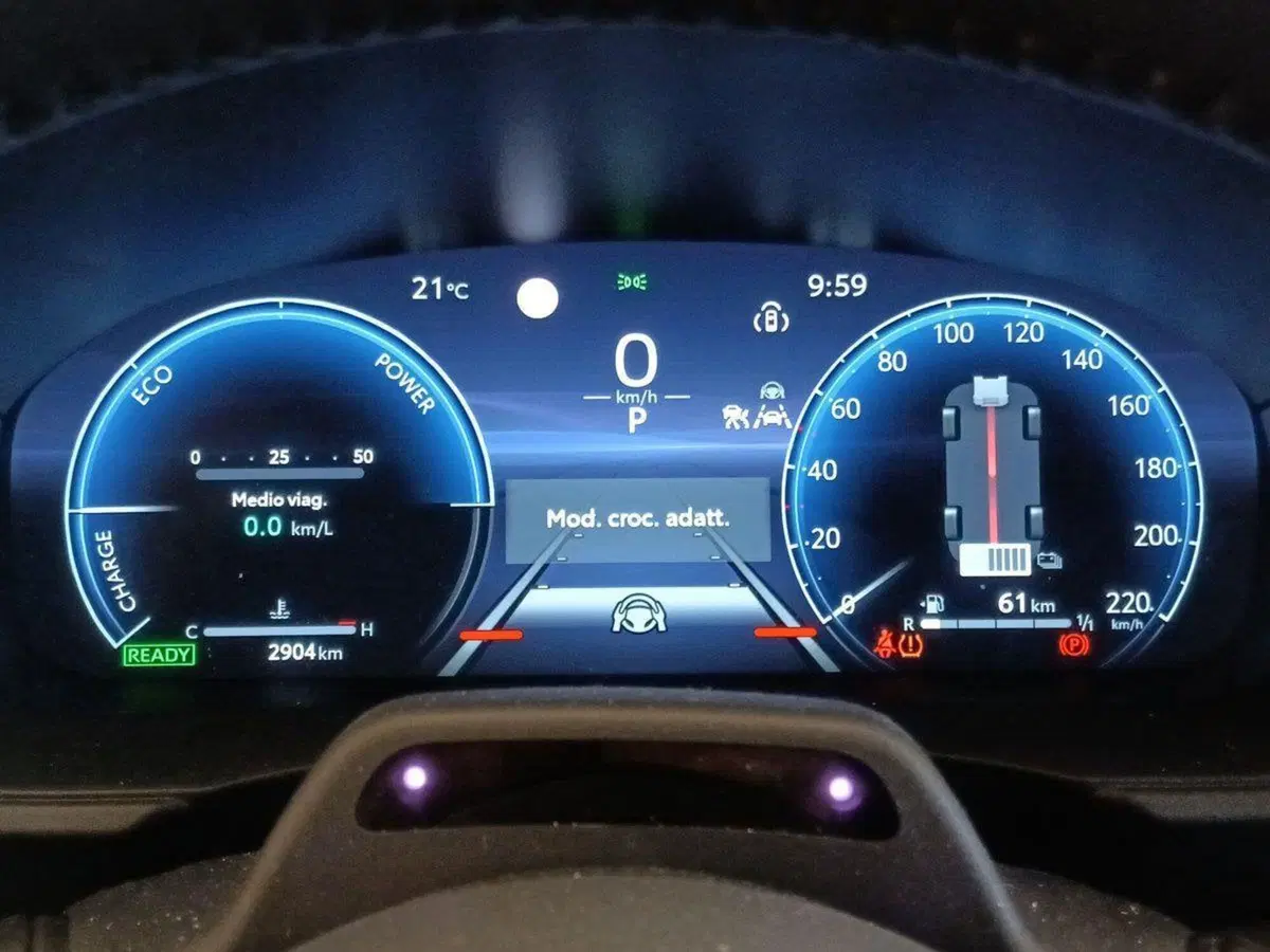 Toyota Yaris Cross usata a Milano (8)