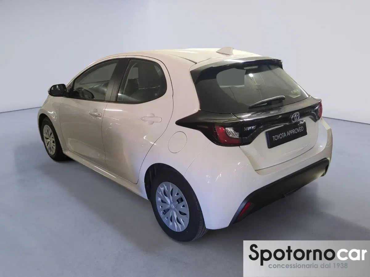 Toyota Yaris usata a Milano (6)
