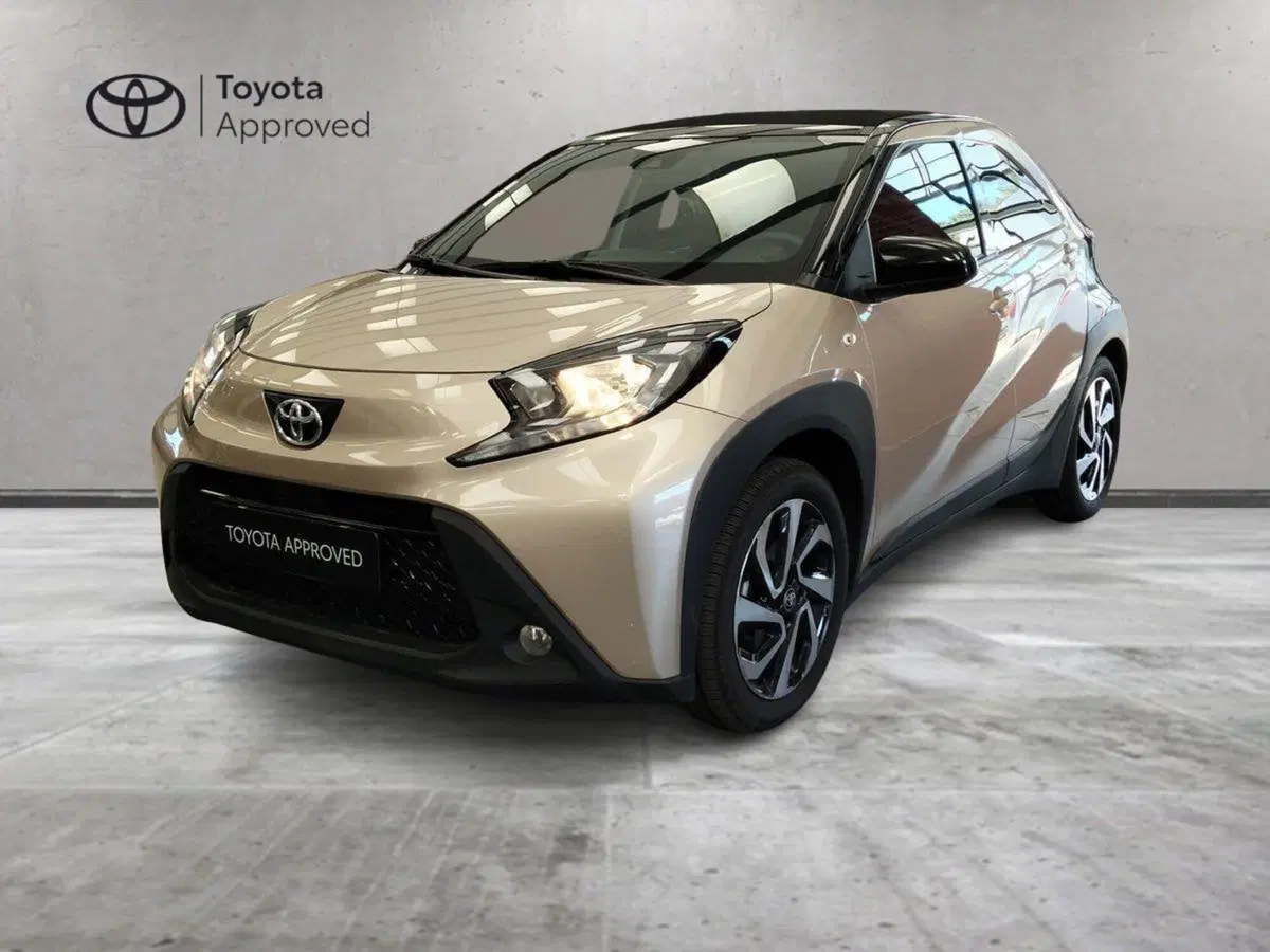 Toyota Aygo X usata a Roma