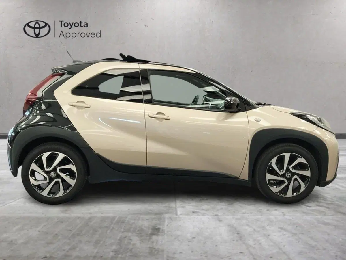 Toyota Aygo X usata a Roma (4)