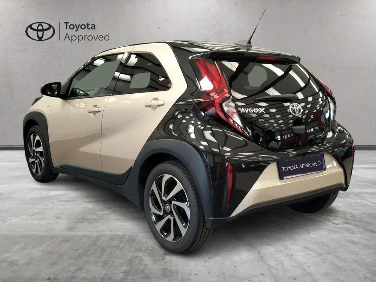 Toyota Aygo X usata a Roma (5)