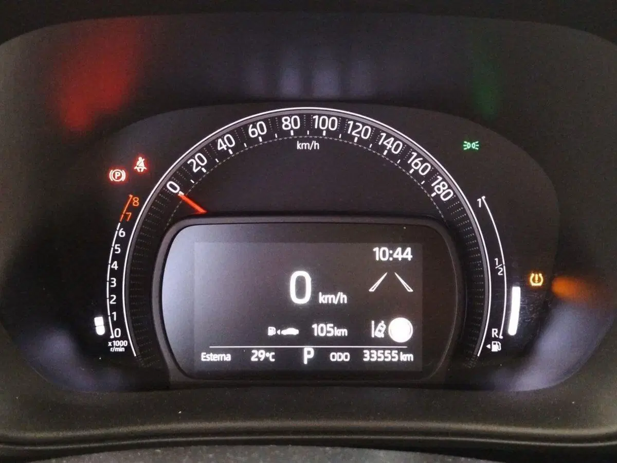 Toyota Aygo X usata a Roma (9)