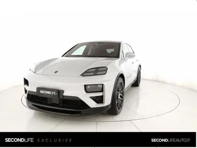 Porsche Macan Turbo del 2024 usata a San Giovanni Teatino