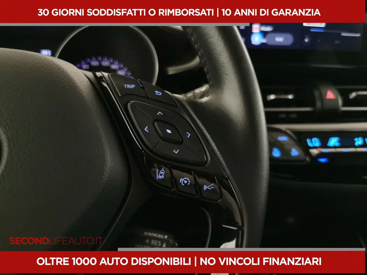 Toyota Toyota C-HR usata a Chieti (13)