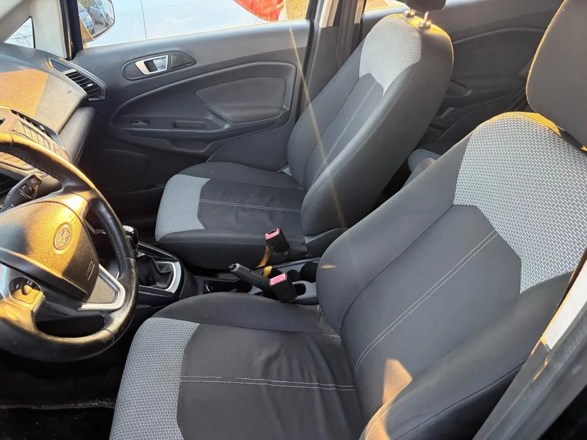 Ford EcoSport usata a La Spezia (9)