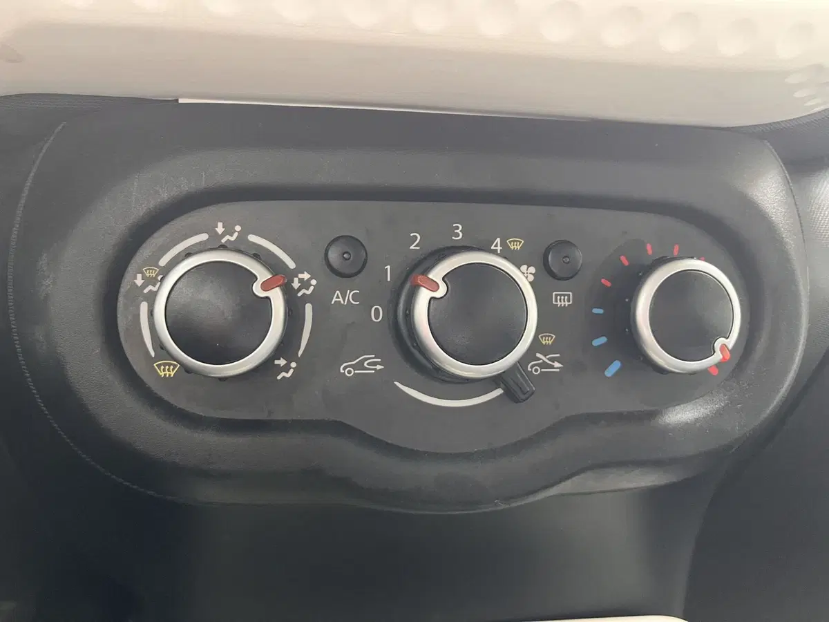 Renault Twingo usata a Modena (16)