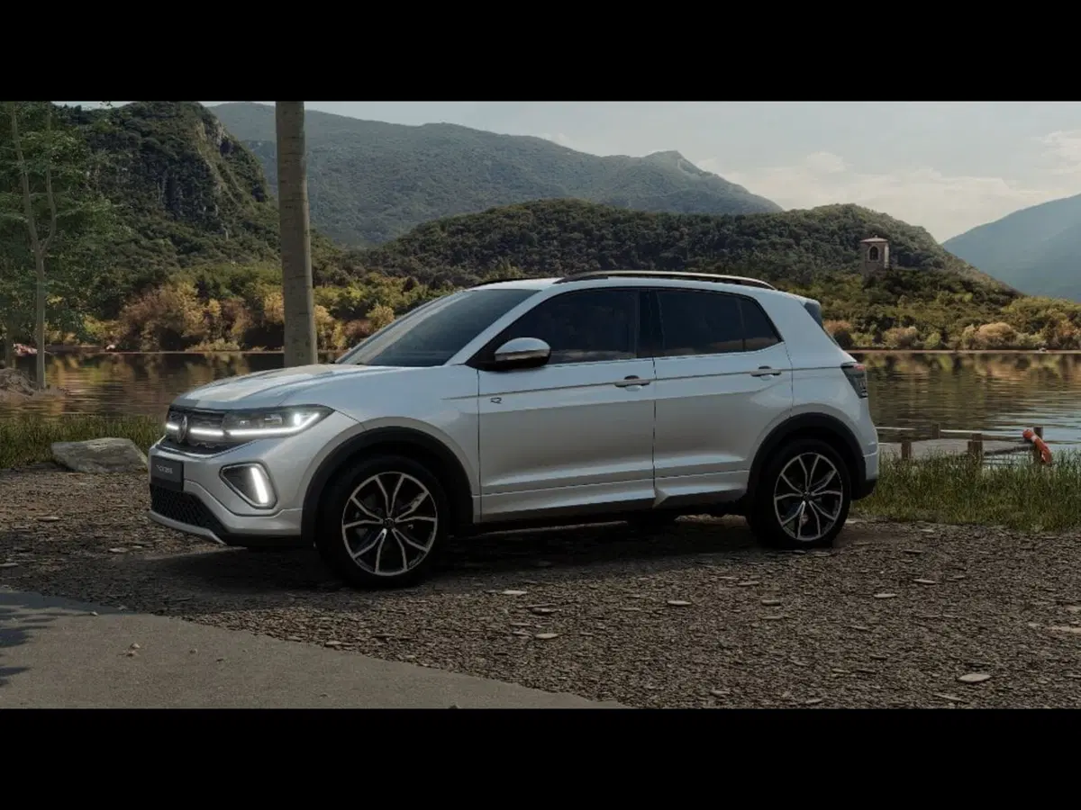 Volkswagen T-Cross nuova a Livorno (2)