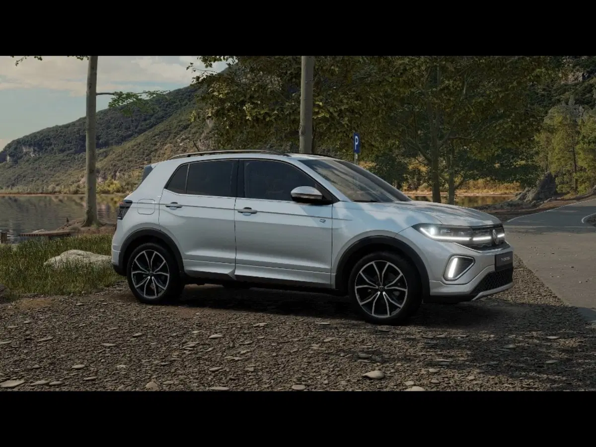 Volkswagen T-Cross nuova a Livorno (3)