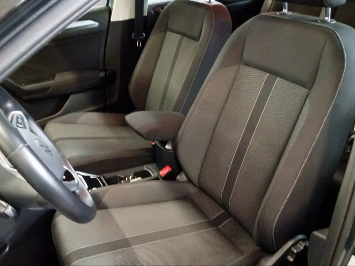 Volkswagen T-Roc usata a Siena (10)