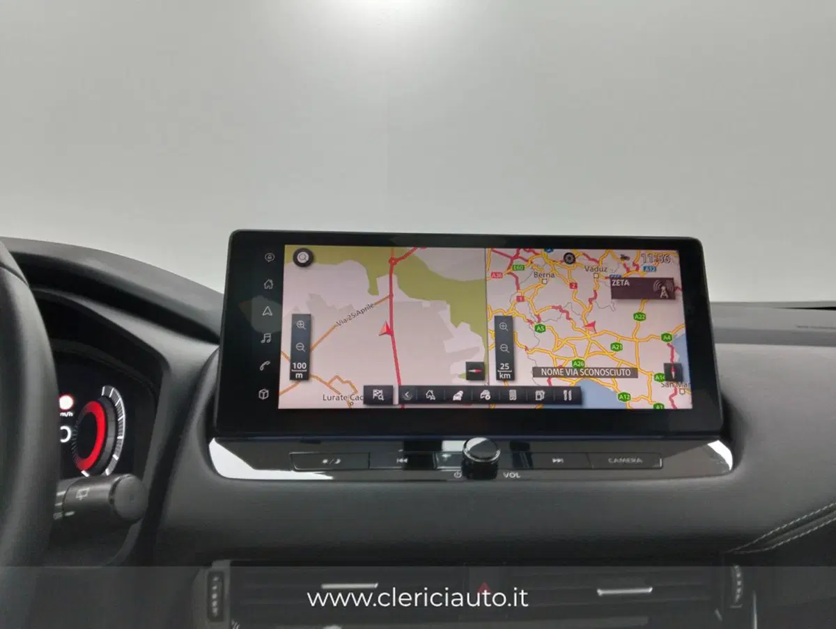Nissan Qashqai usata a Como (13)