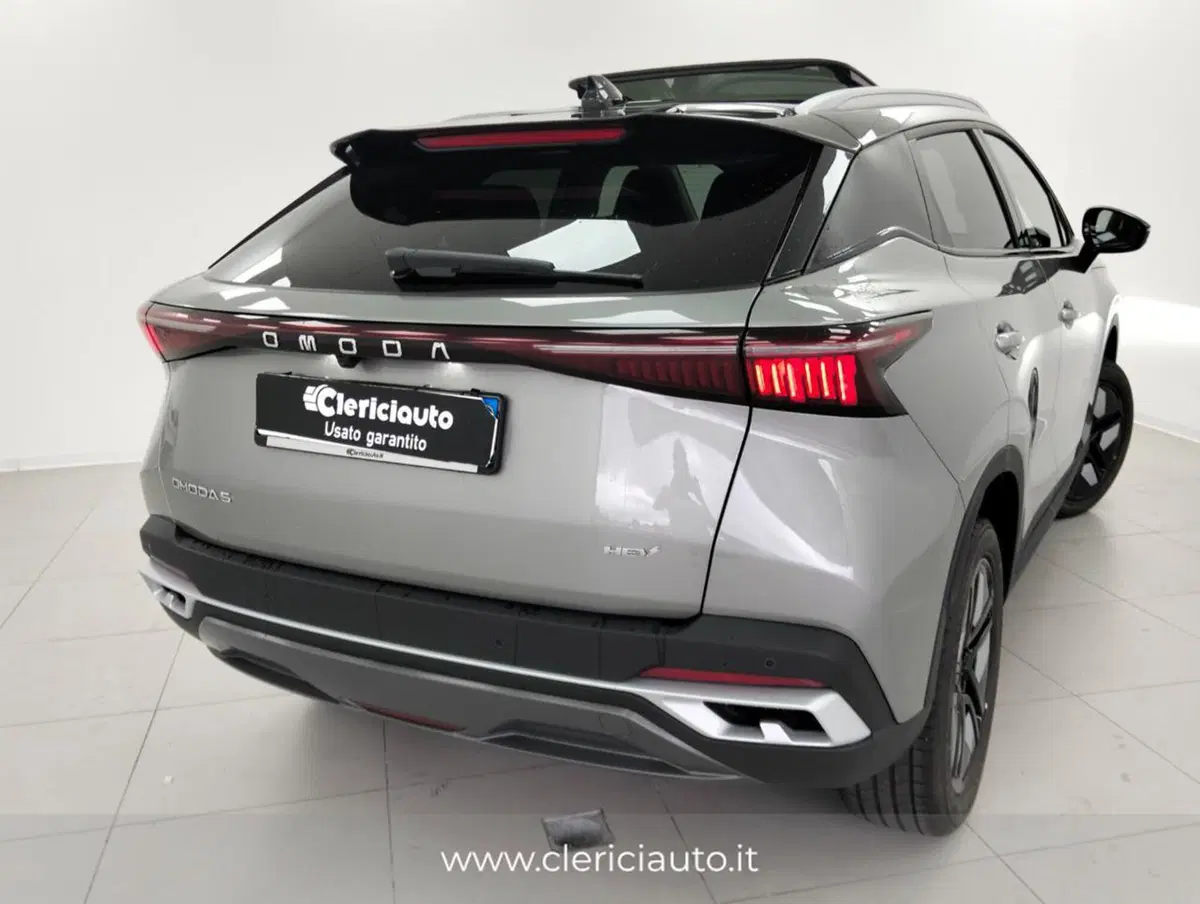 Omoda Omoda 5 SHS-H usata a Como (2)