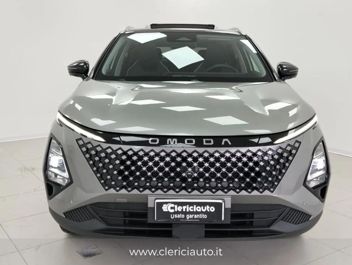 Omoda Omoda 5 SHS-H usata a Como (6)