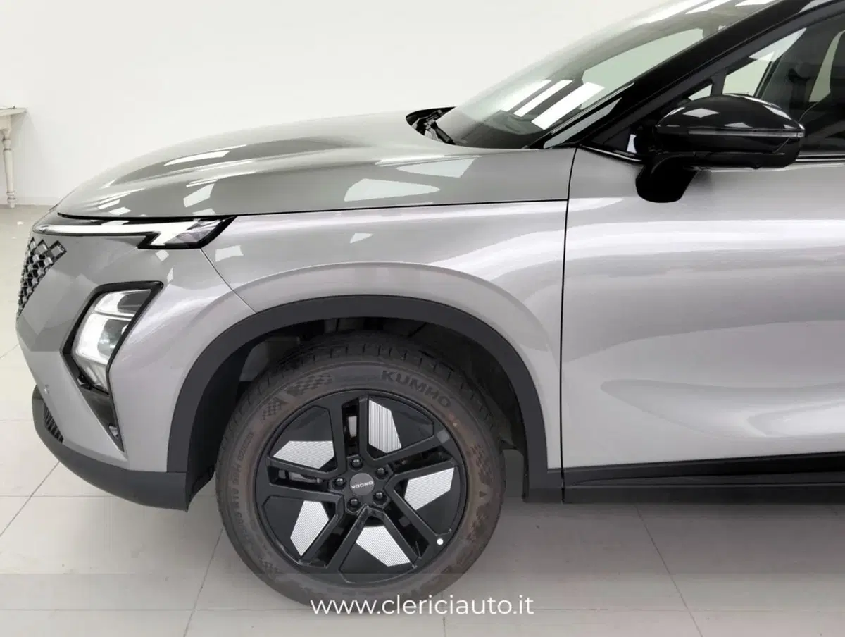 Omoda Omoda 5 SHS-H usata a Como (9)