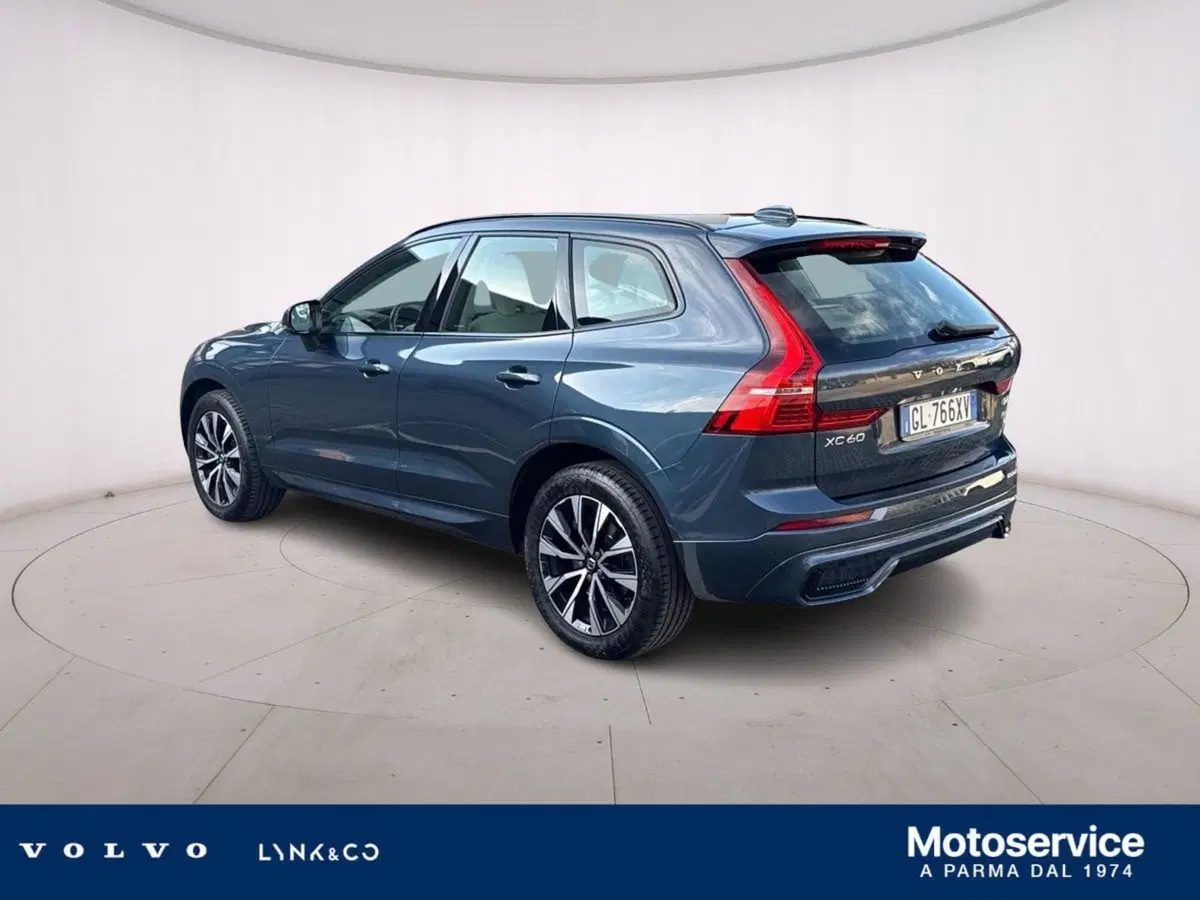 Volvo XC60 usata a Parma (10)