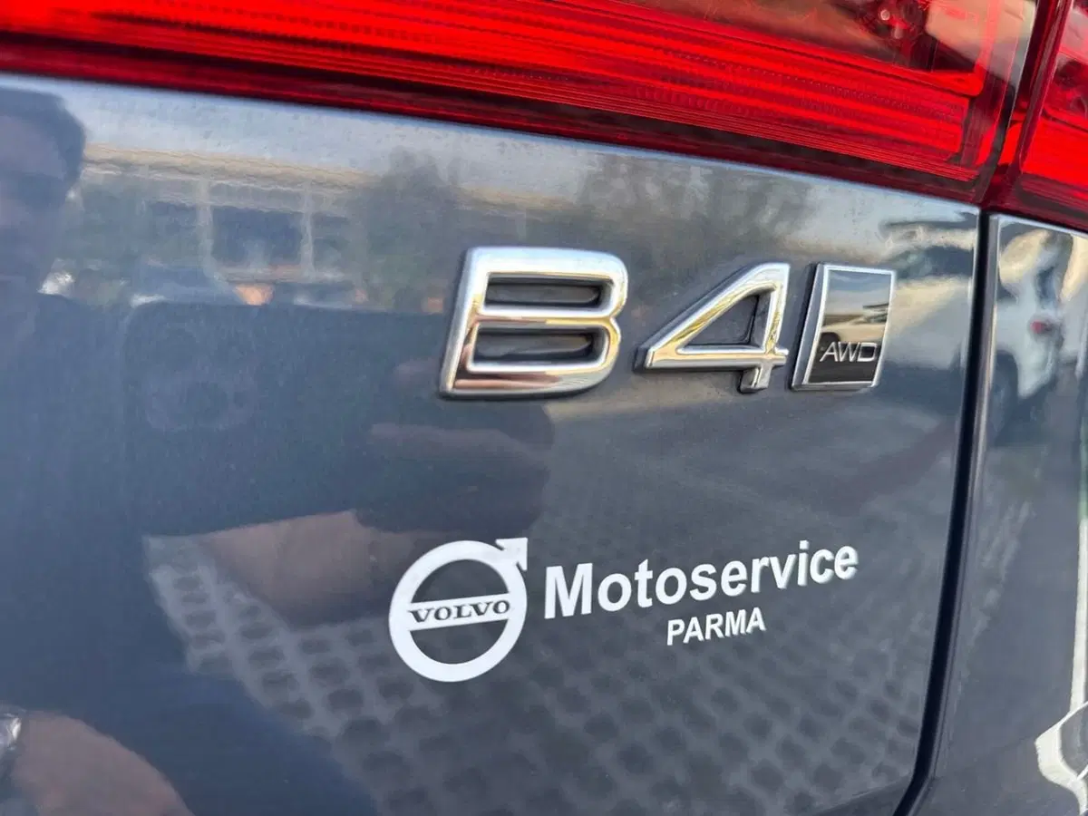Volvo XC60 usata a Parma (20)