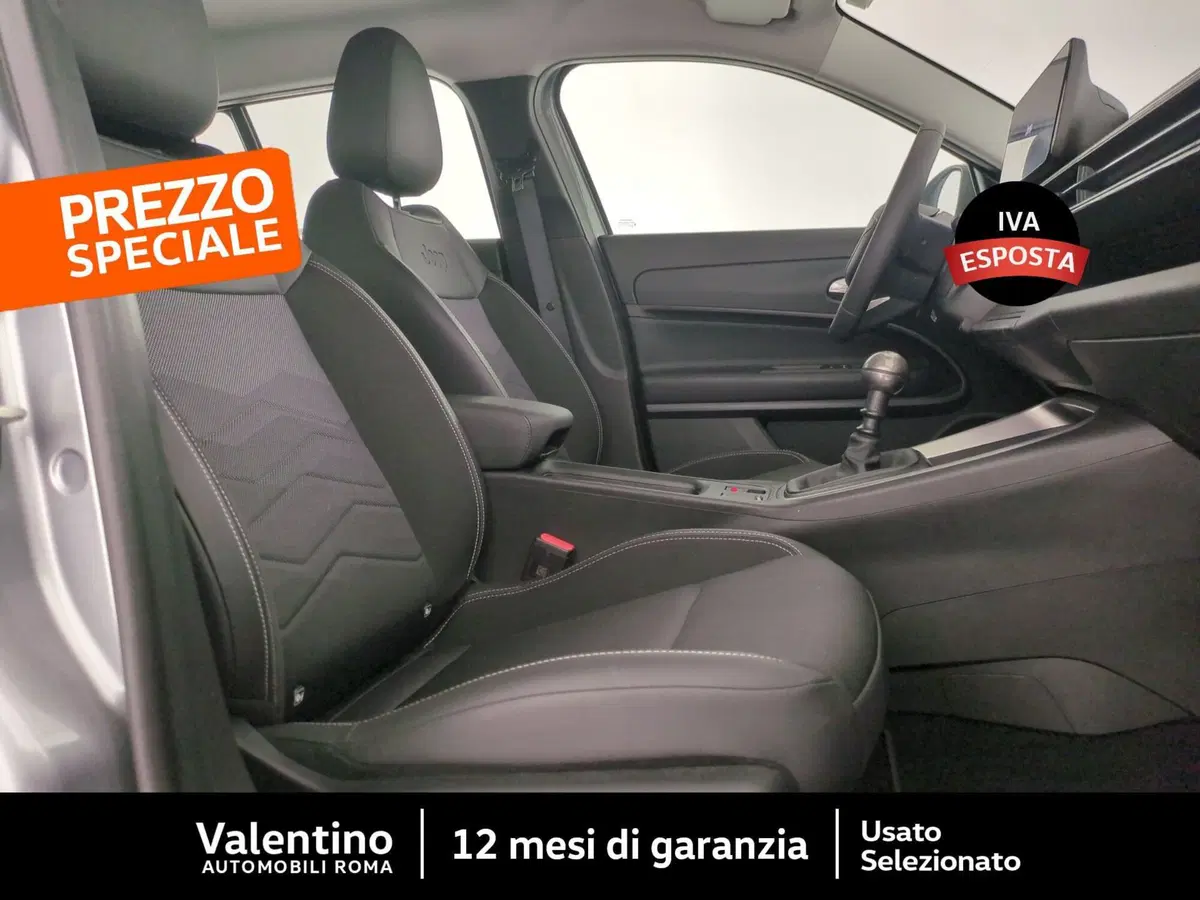 Jeep Avenger usata a Roma (13)