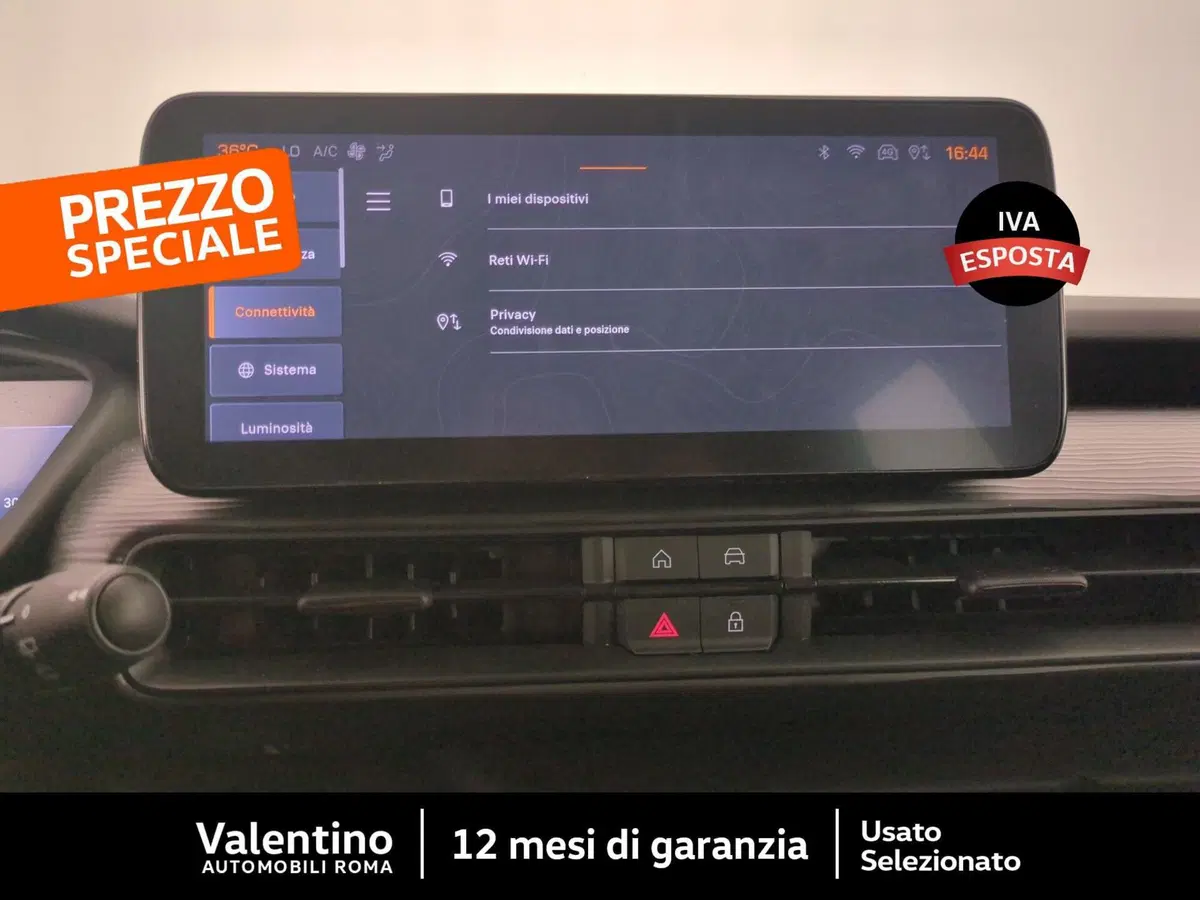 Jeep Avenger usata a Roma (18)
