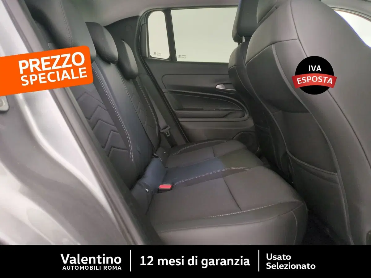 Jeep Avenger usata a Roma (12)