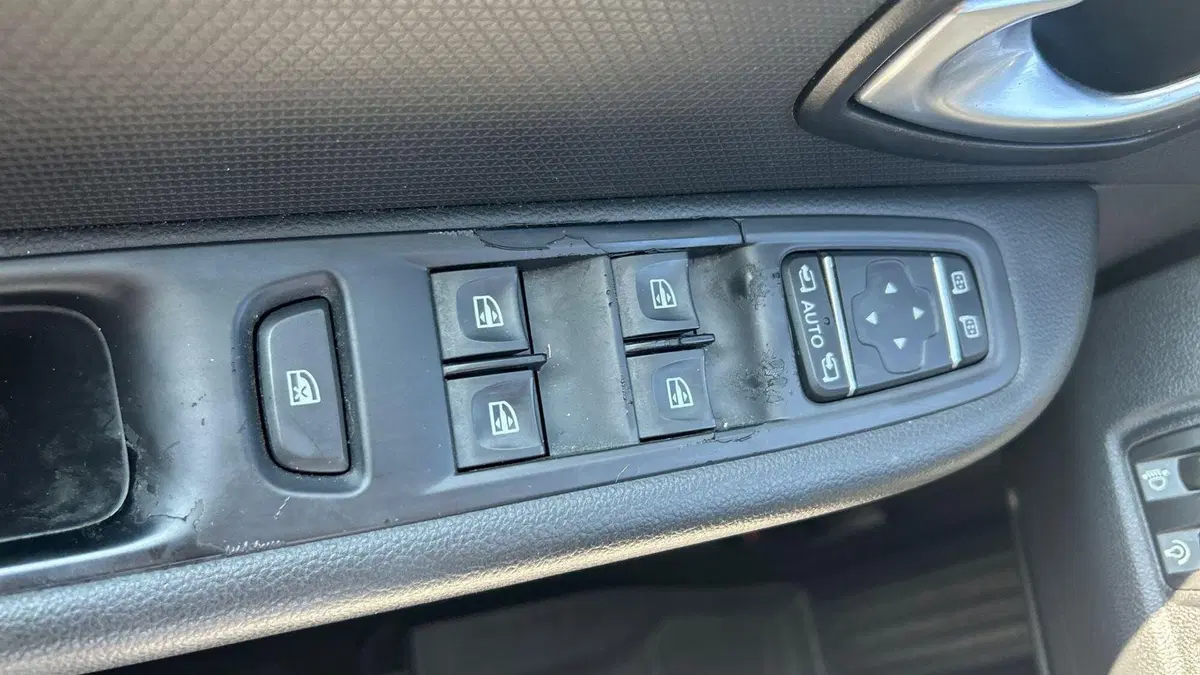 Renault Clio usata a Parma (17)
