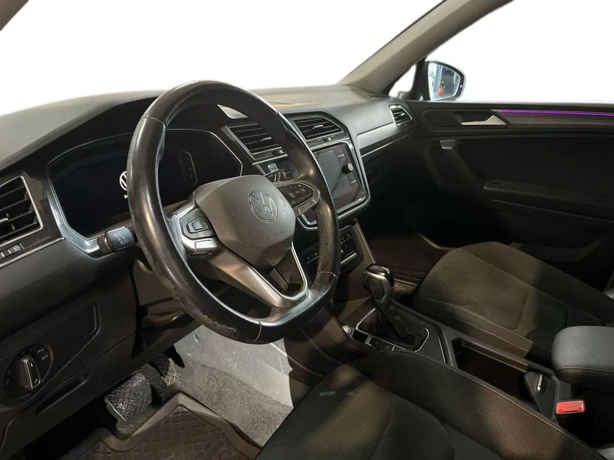 Volkswagen Tiguan usata a Bari (7)