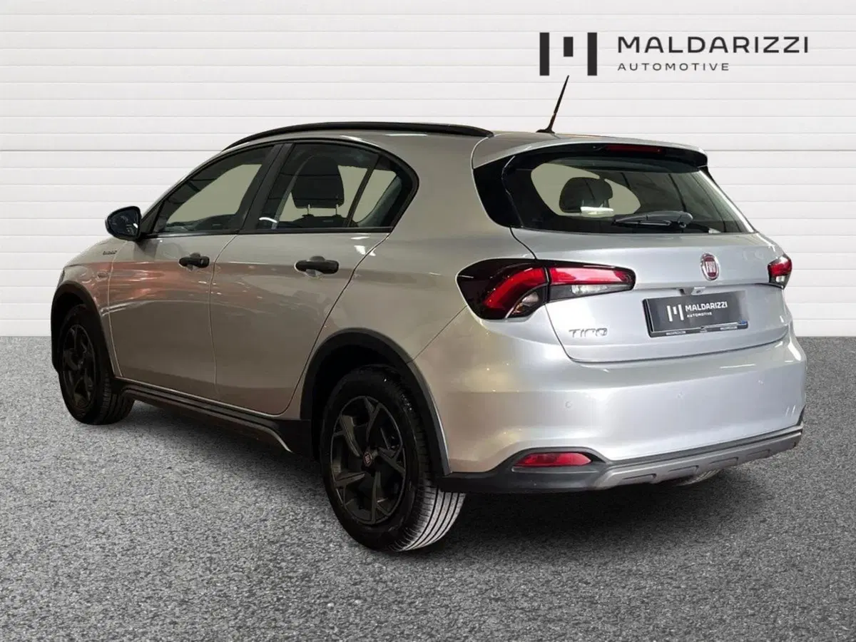 Fiat Tipo usata a Bari (4)