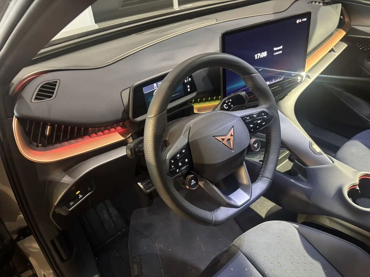 Cupra Tavascan nuova a Ferrara (10)