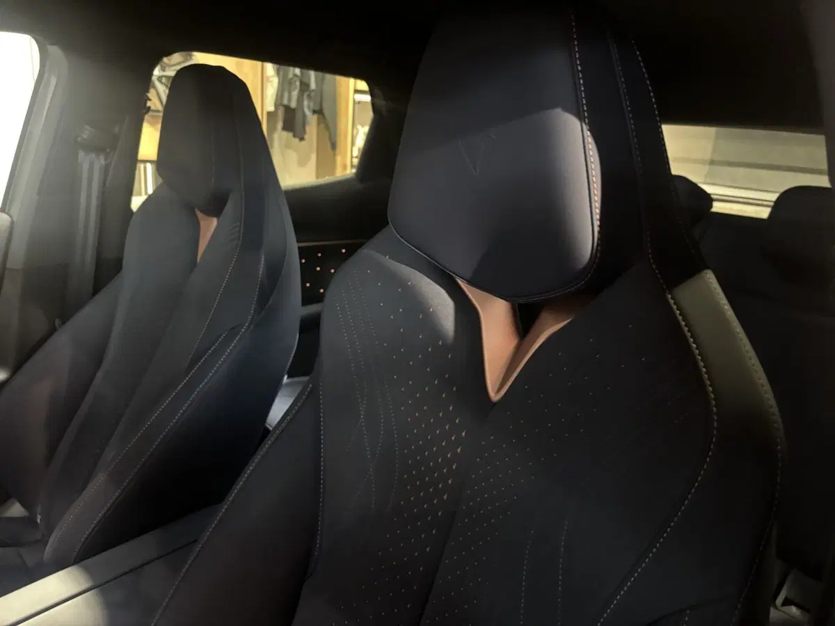 Cupra Tavascan nuova a Ferrara (11)