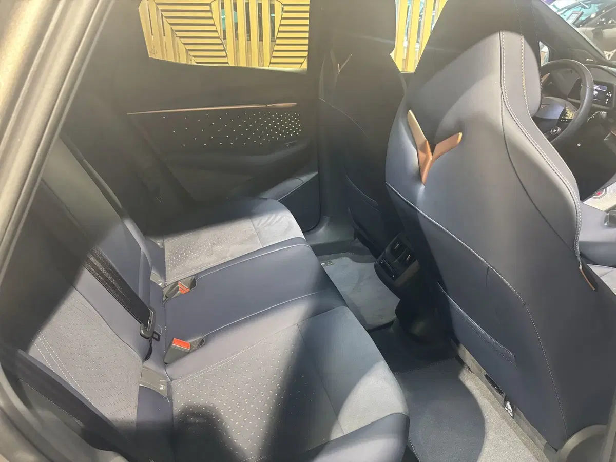 Cupra Tavascan nuova a Ferrara (13)