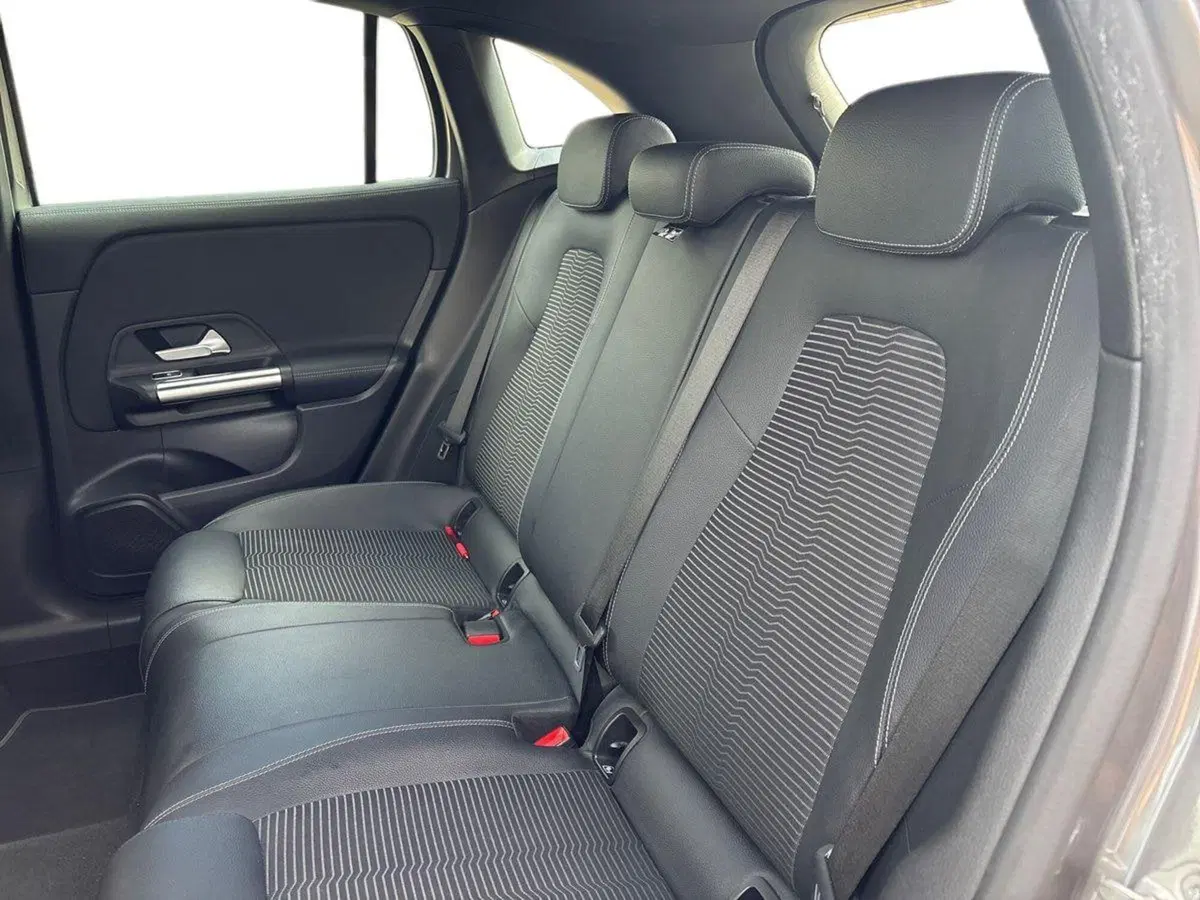 Mercedes-Benz GLA SUV usata a Pescara (12)